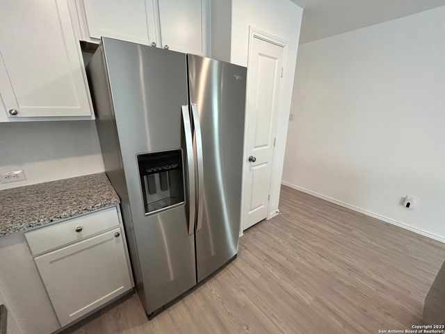 4206 Osmosis Drive, San Antonio, TX 78223