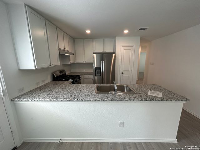 4206 Osmosis Drive, San Antonio, TX 78223