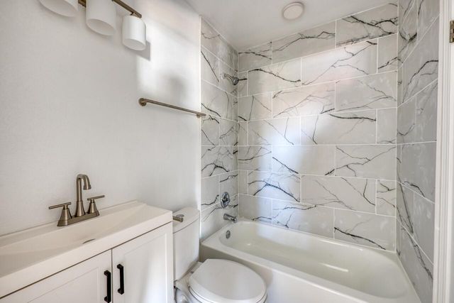 4905 Nesting WAY, Austin, TX 78744