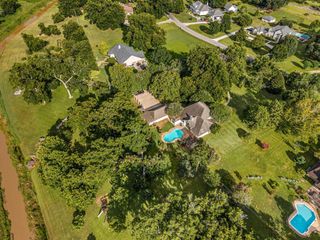 215 Caleta Circle, Richmond, TX 77406