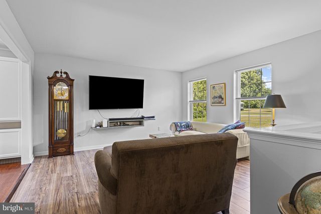 122 GLENROSE RD, Coatesville, PA 19320