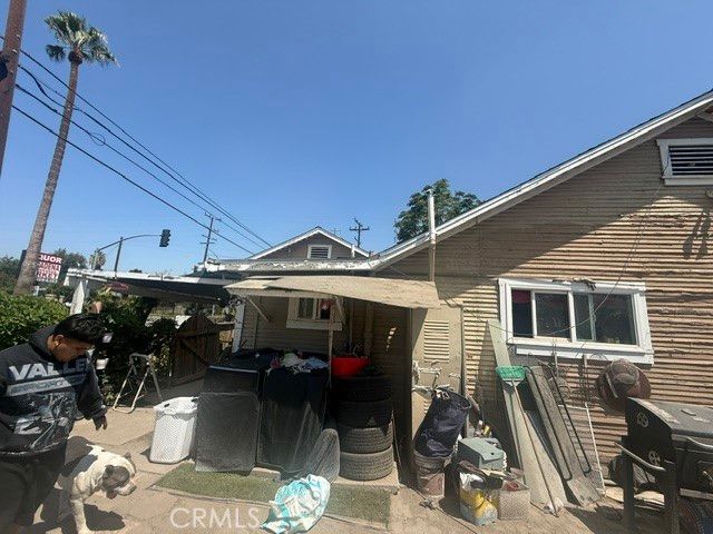 1087 W 9th, San Bernardino, CA 92411