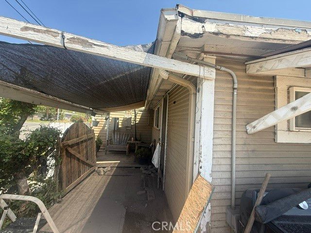 1087 W 9th, San Bernardino, CA 92411