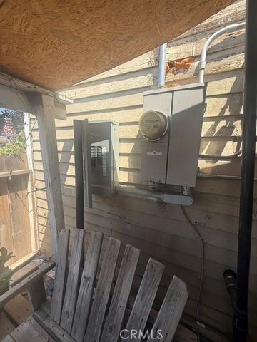 1087 W 9th, San Bernardino, CA 92411