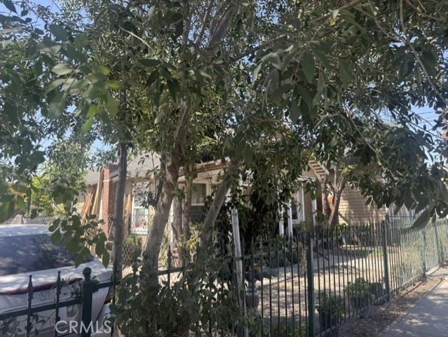 1087 W 9th, San Bernardino, CA 92411