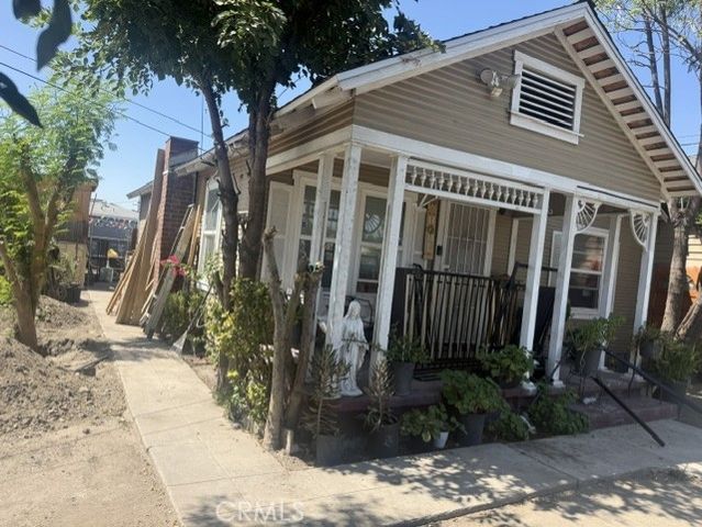 1087 W 9th, San Bernardino, CA 92411