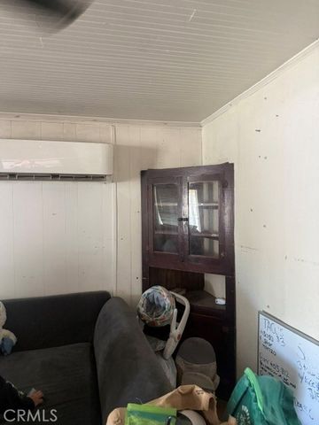 1087 W 9th, San Bernardino, CA 92411