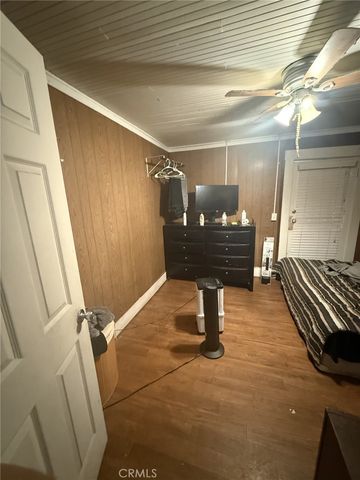 1087 W 9th, San Bernardino, CA 92411