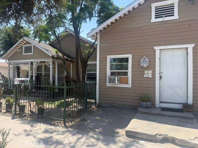 1087 W 9th, San Bernardino, CA 92411