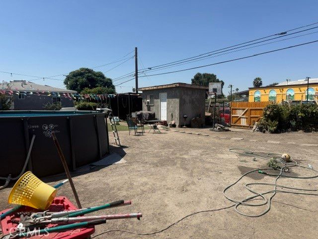 1087 W 9th, San Bernardino, CA 92411