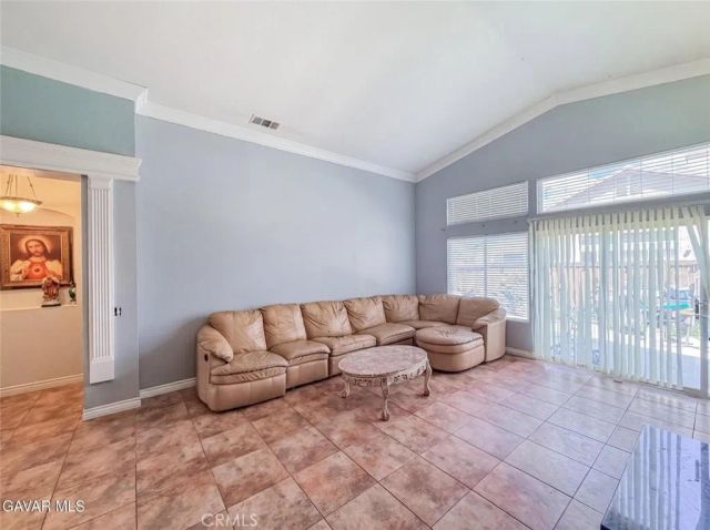 36722 Pine Valley Ct, Palmdale, CA 93552