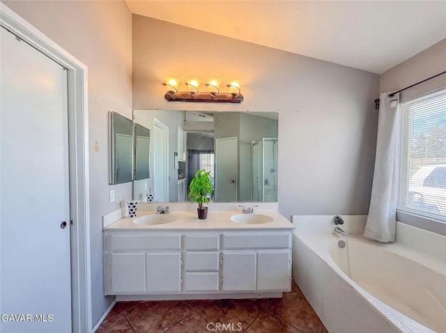 36722 Pine Valley Ct, Palmdale, CA 93552