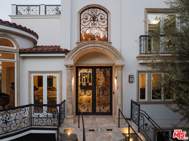 3932 Blue Canyon Drive, Studio City (los Angeles), CA 91604