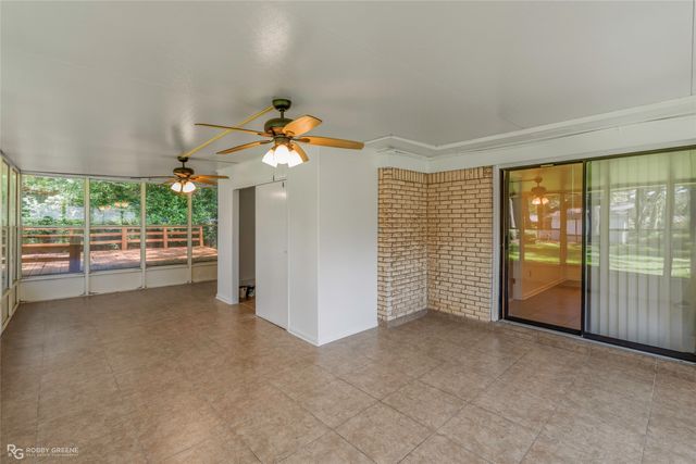 807 Francais Drive, Shreveport, LA 71118