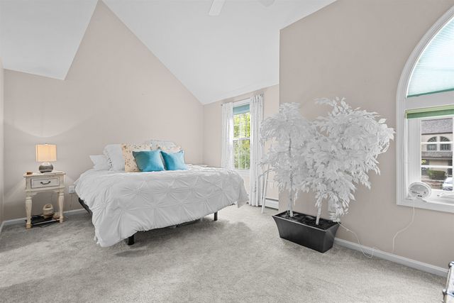 1465 Hooksett Rd Unit 207, Hooksett, NH 03106