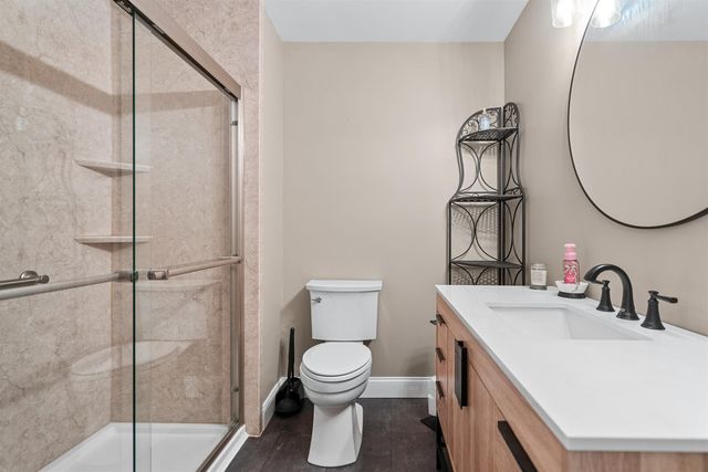 1465 Hooksett Rd Unit 207, Hooksett, NH 03106
