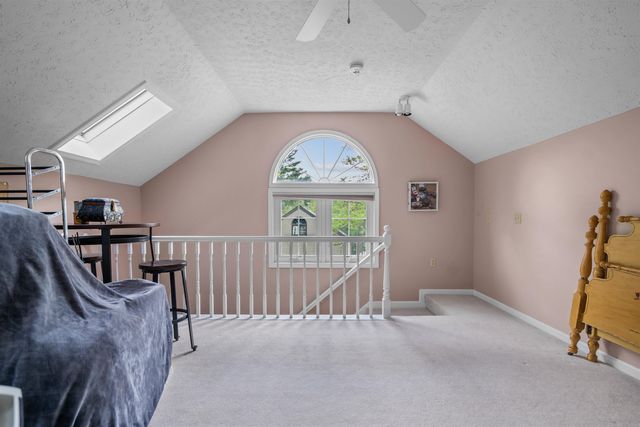 1465 Hooksett Rd Unit 207, Hooksett, NH 03106