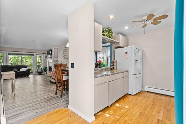 1465 Hooksett Rd Unit 207, Hooksett, NH 03106