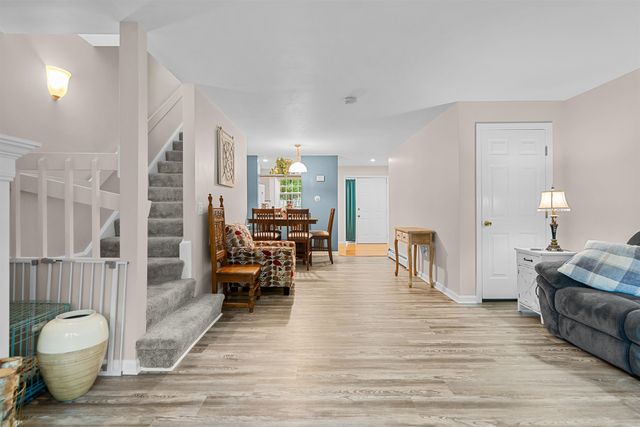 1465 Hooksett Rd Unit 207, Hooksett, NH 03106
