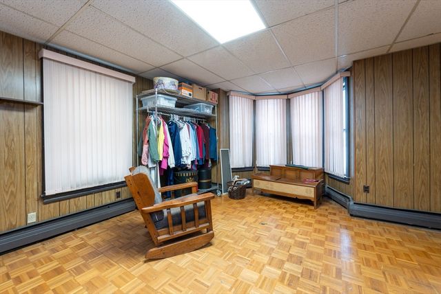 525 Chelmsford St, Lowell, MA 01851