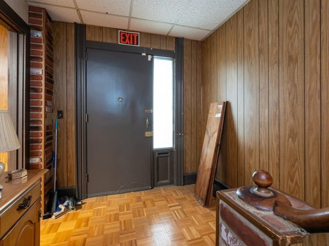 525 Chelmsford St, Lowell, MA 01851