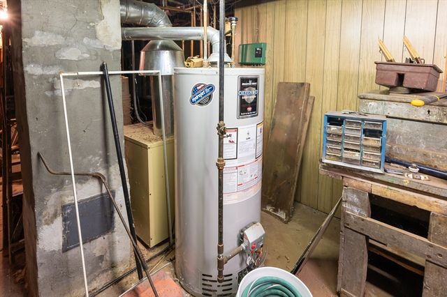 525 Chelmsford St, Lowell, MA 01851