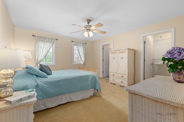 5572 Chancery Road, Gurnee, IL 60031