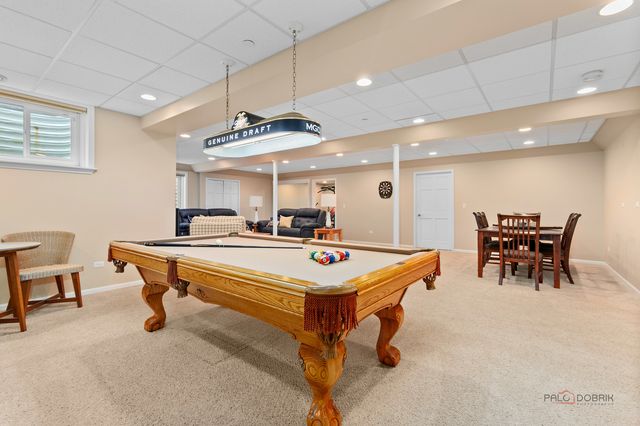 5572 Chancery Road, Gurnee, IL 60031