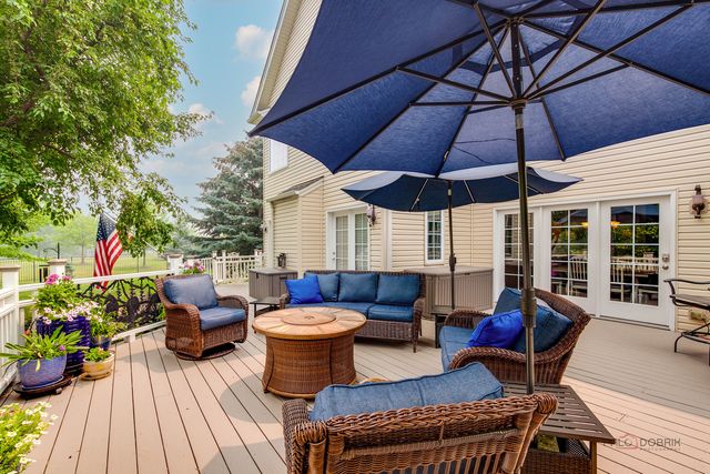 5572 Chancery Road, Gurnee, IL 60031