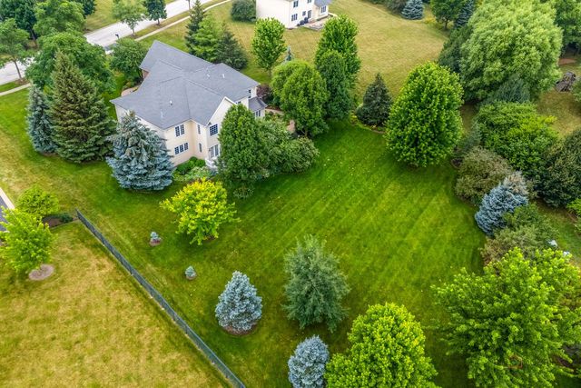 5572 Chancery Road, Gurnee, IL 60031