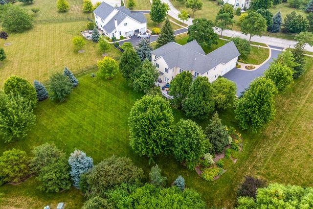 5572 Chancery Road, Gurnee, IL 60031