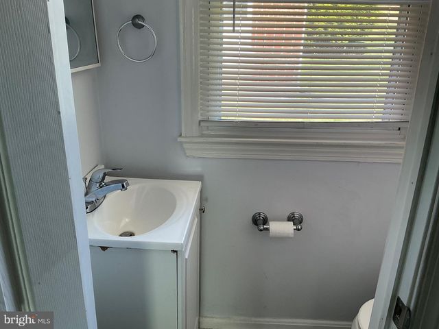 6603 RED TOP RD, Hyattsville, MD 20783