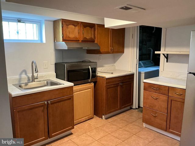 6603 RED TOP RD, Hyattsville, MD 20783