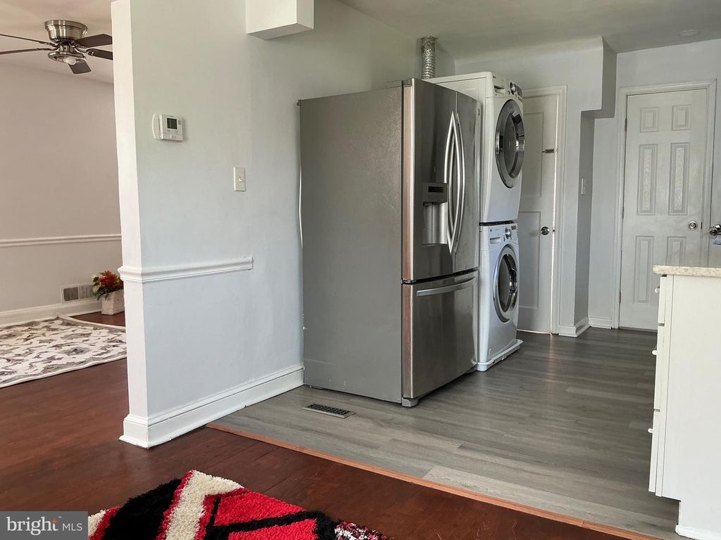 Image 17 of property listing at 6603 RED TOP RD, Hyattsville, MD 20783