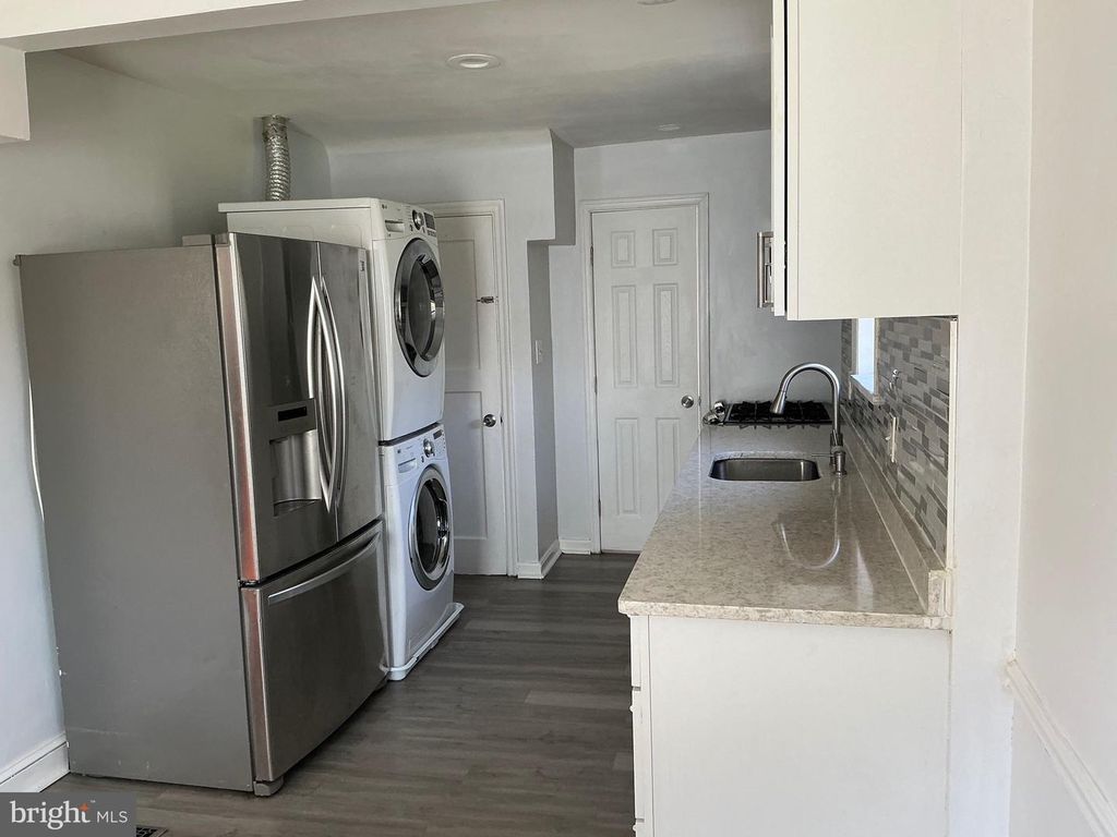 Image 28 of property listing at 6603 RED TOP RD, Hyattsville, MD 20783