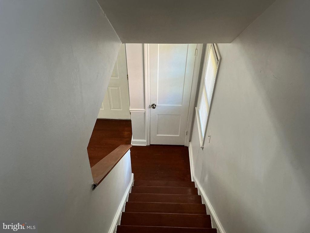 Image 31 of property listing at 6603 RED TOP RD, Hyattsville, MD 20783