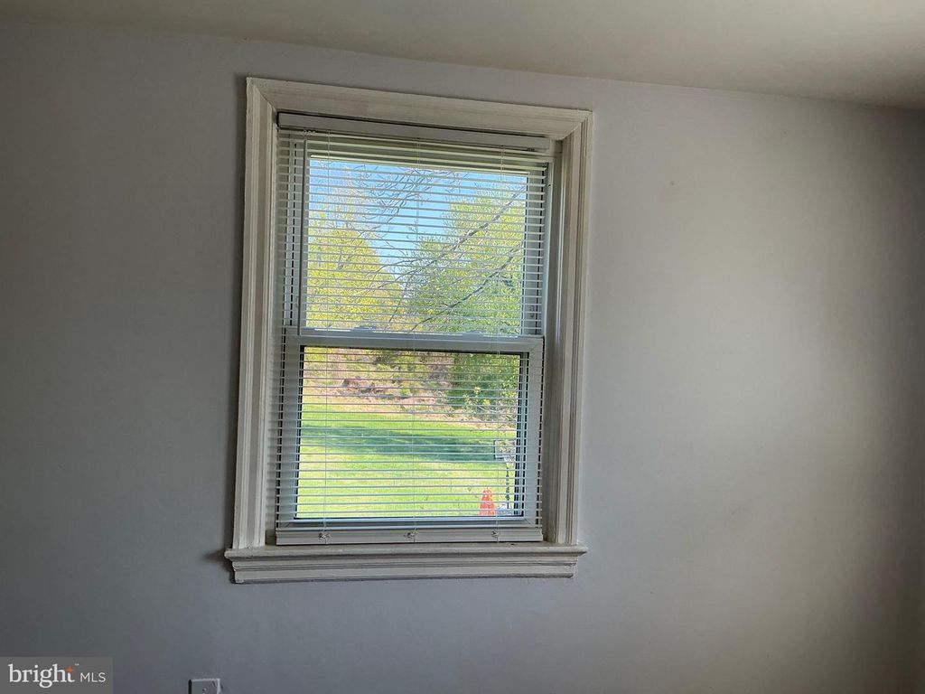 Image 39 of property listing at 6603 RED TOP RD, Hyattsville, MD 20783