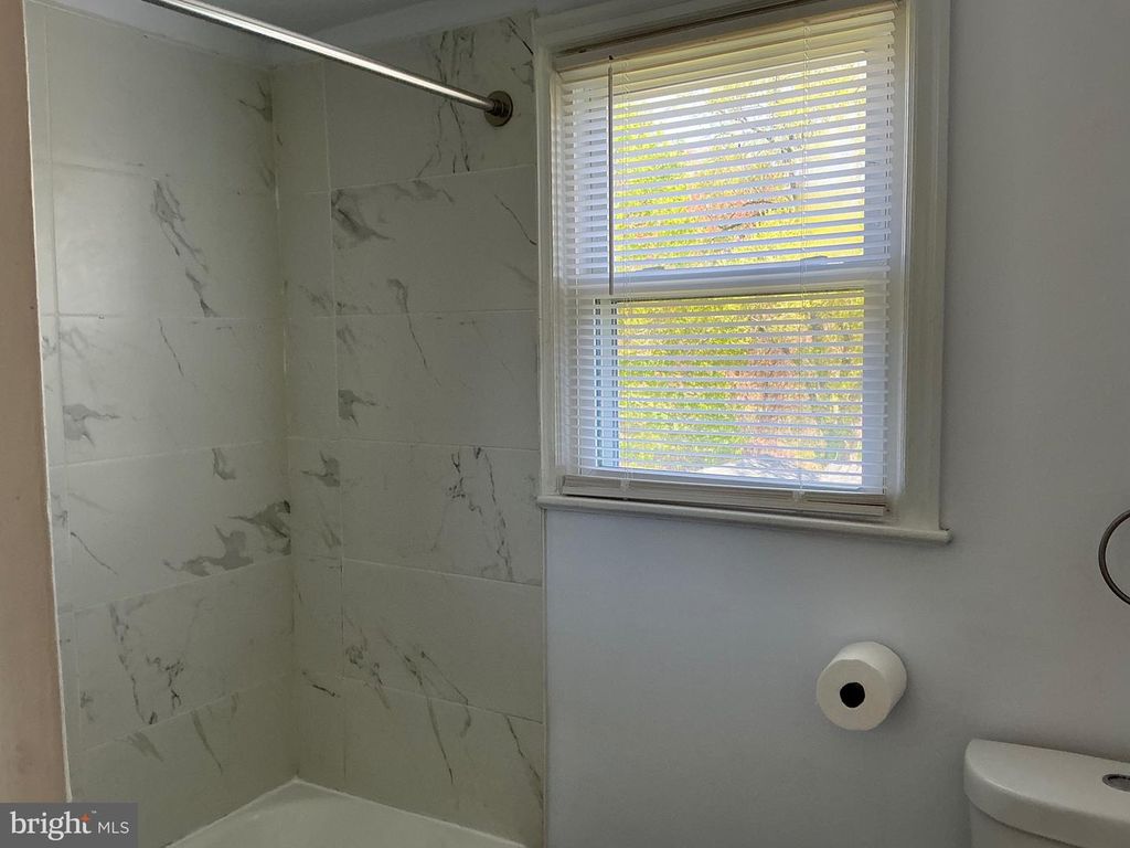 Image 42 of property listing at 6603 RED TOP RD, Hyattsville, MD 20783