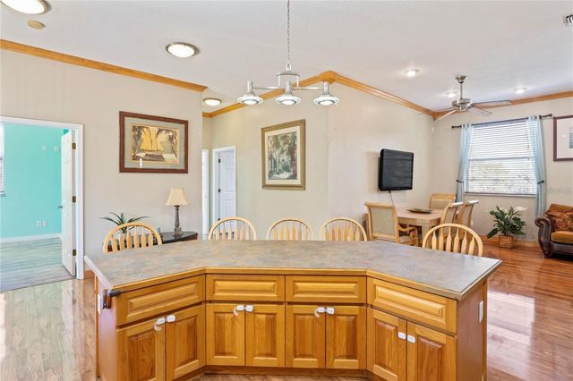 6131 CENTRAL AVENUE, New Port Richey, FL 34653