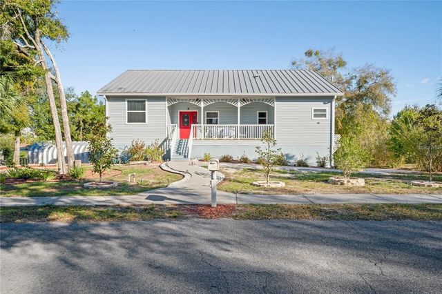 6131 CENTRAL AVENUE, New Port Richey, FL 34653