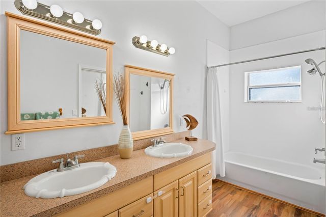 6131 CENTRAL AVENUE, New Port Richey, FL 34653