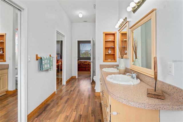 6131 CENTRAL AVENUE, New Port Richey, FL 34653