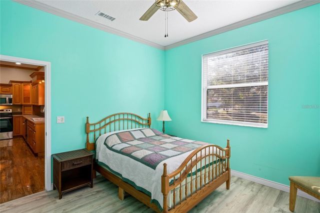 6131 CENTRAL AVENUE, New Port Richey, FL 34653