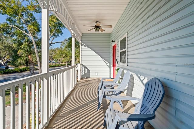 6131 CENTRAL AVENUE, New Port Richey, FL 34653