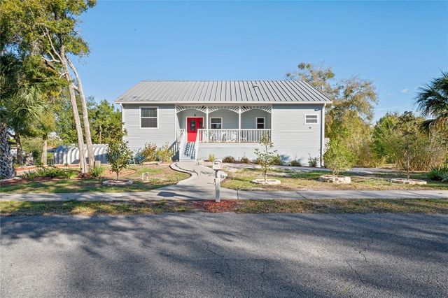 6131 CENTRAL AVENUE, New Port Richey, FL 34653