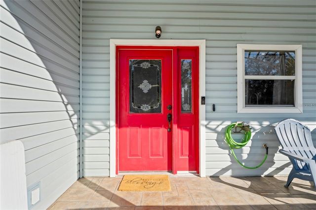 6131 CENTRAL AVENUE, New Port Richey, FL 34653