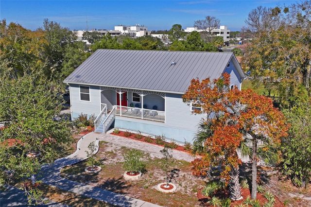 6131 CENTRAL AVENUE, New Port Richey, FL 34653