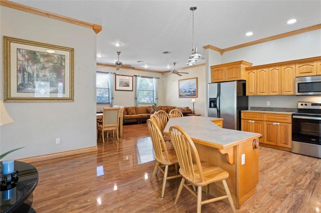 6131 CENTRAL AVENUE, New Port Richey, FL 34653