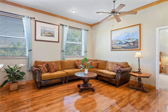 6131 CENTRAL AVENUE, New Port Richey, FL 34653