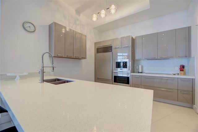 15901 Collins Ave Ph4303, Sunny Isles Beach, FL 33160